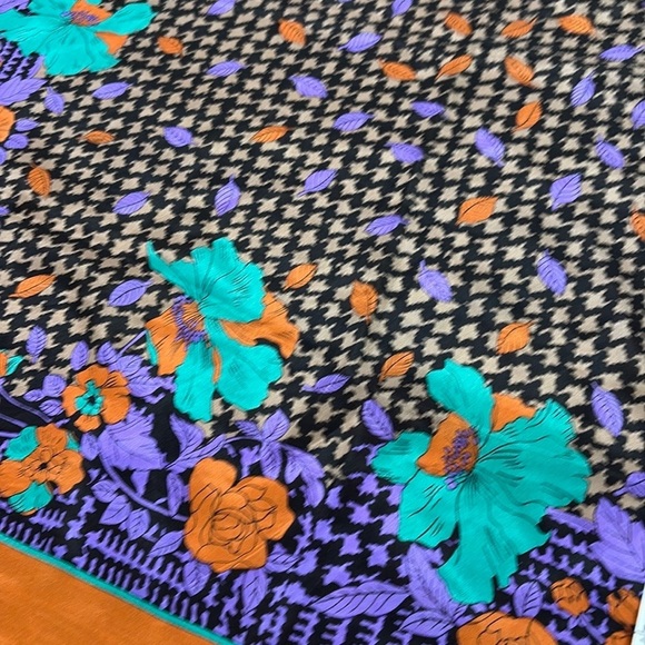 Vintage 80s 90s Square Silk Scarf Houndstooth Autumn Fall Leaves Rose Floral - Picture 8 of 14